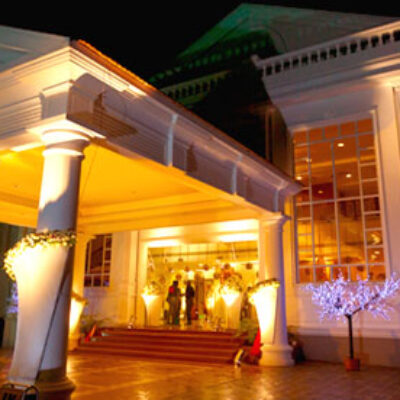 Camelot Convention Centre